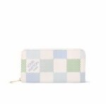 Louis Vuitton Zippy Wallet In Damier Canvas Green 19.5Cm