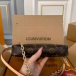 Louis Vuitton Pochette Accessoires Monogram Bag Brown 23Cm - Image 4