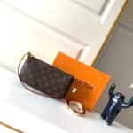Louis Vuitton Pochette Accessoires 23.5Cm M40712 - Image 8