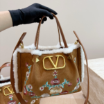 Valentino Garavani Medium Shopping Bag In Embroidered Suede With Lining 35cm 7W0B0R44JYI A8F - Image 2