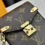 Louis Vuitton Phone Pouch Metis Monogram Brown 17Cm M13572 - Image 4