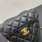 Chanel Heart Clutch With Chain Black 13Cm Ap2784 B08163 94305 - Image 6