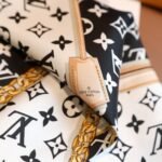 Louis Vuitton Monogram Confidential Black 90Cm M78667 - Image 4