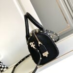 Valentino Caravani Bolsas Rockstud Granato Black 24Cm - Image 3