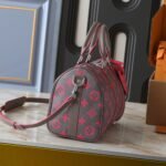 Louis Vuitton Keepall Bandoulière 35 Gray And Pink 34Cm M15023 - Image 3