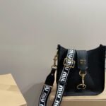 Miu Miu Carabiner Detail Shoulder Bag Black 21Cm - Image 3