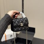 Chanel Mini Matelasse Top Handle Gold Hardware Black 12Cm - Image 2