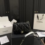 Chanel Mini Matelasse Top Handle Gold Hardware Black 12Cm - Image 5