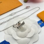 Louis Vuitton Silver Necklace - Image 6