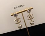 Chanel Pearl Gold Earrings - Image 3