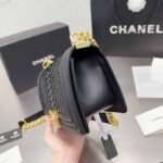 Chanel Boy Flap Bag Snake Leather Black 25Cm - Image 5