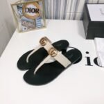 Gucci Thong Sandals With Double G White Leather ‎497444 A3N00 9022 - Image 6
