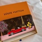Louis Vuitton Zippy Wallet In Monogram Canvas Holiday Edition Brown 20Cm M68487 - Image 4