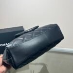 Chanel Maxi Size Hobo Bag Black And Gold Tone Metal Black 27Cm As4339 B13833 94305 - Image 5