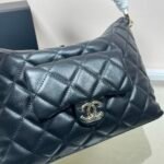 Chanel Maxi Size Hobo Bag Black And Gold Tone Metal Black 27Cm As4339 B13833 94305 - Image 6