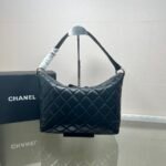 Chanel Maxi Size Hobo Bag Black And Gold Tone Metal Black 27Cm As4339 B13833 94305 - Image 9