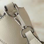 Louis Vuitton All Around MM White 28Cm - Image 7