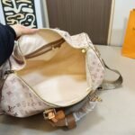 Louis Vuitton Keepall Bandoulière 50 Monogram Beige 50Cm - Image 8