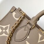 Louis Vuitton Onthego East West Bag Bicolor Beige 25Cm M23641 - Image 6