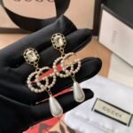 Gucci Pearl Gg Drop Earings In Gold - Image 2