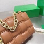 Bottega Veneta Chain Cassette Crossbody Bag In Maple 26Cm - Image 5