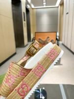 Gucci Gg Platform Sandals Beige Pink - Image 3
