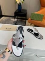 Gucci Women’S Thong Sandal With Horsebit Silver - Image 8