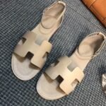 Hermes Santorini Sandal Beige - Image 3