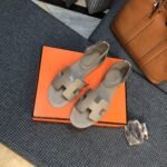 Hermes Santorini Sandal Beige - Image 5