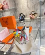 Hermes Picotin 18Cm White - Image 6