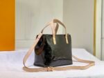 Louis Vuitton Reade PM Monogram Vernis Black 22Cm - Image 8
