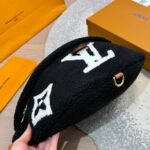 Louis Vuitton Bumbag Monogram Teddy Fleece Black 30Cm - Image 7