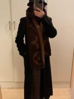 Louis Vuitton Sweet Dreams Scarf Brown M77379 - Image 3