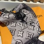 Louis Vuitton Monogram Jacquard Denim Bandeau Black - Image 4