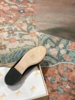 Louis Vuitton Madeleine Flat Black - Image 2