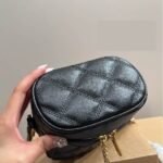 Saint Laurent 80’S Vanity 14Cm Black - Image 3