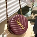 Saint Laurent Vinyle Round Camera Bag In Chevron Quilted Grain De Poudre Embossed Leather Red 18Cm - Image 2