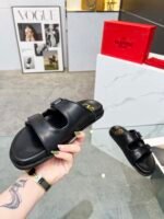 Valentino Garavani Vlogo Sandal Black - Image 8