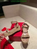Valentino Rockstud Flatform Sandal In Calfskin Beige 2W2S0Gi3Baep45 - Image 4