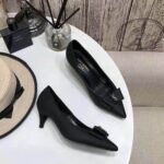 Saint Laurent Women’s Anais Bow Pumps In Black - Image 6