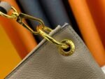 Louis Vuitton Maida Hobo Bag Dune 32Cm M45523 - Image 6