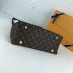 Louis Vuitton Maida Hobo Bag Monogram Canvas Black 32Cm - Image 4