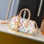 Louis Vuitton X Takashi Murakami Onthego East West Chain White 25Cm - Image 2