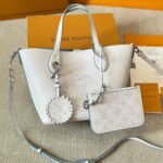 Louis Vuitton Blossom Mahina Bag With Lv Circle Motif White 23Cm - Image 2