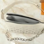 Louis Vuitton Coussin PM Cream 26Cm M11986 - Image 9