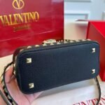 Valentino Garavani Rockstud Handbag In Grainy Leather Black 21Cm - Image 7
