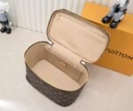 Louis Vuitton Nice BB Monogram Canvas Vanity Case Brown 24cm M42265 - Image 8
