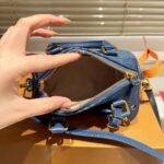 Louis Vuitton Speedy 18 Bandoulière Denim Blue 18cm N00208 - Image 3