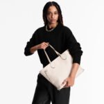 Louis Vuitton Neverfull MM Crème Beige 31Cm M46676 - Image 9