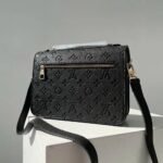 Louis Vuitton Monogram Canvas Pochette Métis Black 25Cm - Image 3